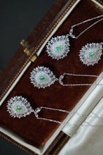 Load image into Gallery viewer, LUOWEND 18K White Gold Natural Green Diamond Necklace for Women
