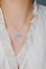 Load image into Gallery viewer, LUOWEND 18K White Gold Natural Yellow Diamond Necklace for Women