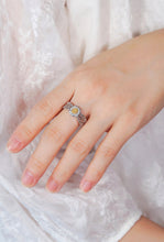 Load image into Gallery viewer, LUOWEND 18K White Gold Natural Yellow Diamond Ring for Women