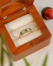 Load image into Gallery viewer, LUOWEND 18K Yellow Gold Real Natural Emerald Ring for Women