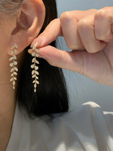 Load image into Gallery viewer, LUOWEND 18K White or Yellow Gold Natural Diamond Earrings for Women