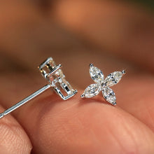 Load image into Gallery viewer, LUOWEND 18K White Gold Natural Diamond Earrings for Women
