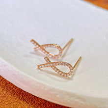 Load image into Gallery viewer, LUOWEND 18K Rose Gold Real Natural Diamond Stud Earrings for Women