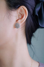 Load image into Gallery viewer, LUOWEND 18K White Gold Real Natural Diamond Stud Earrings for Women