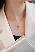 Load image into Gallery viewer, LUOWEND 18K Yellow Gold Real Natural Emerald and Diamond Gemstone Necklace for Women