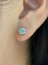Load image into Gallery viewer, LUOWEND 18K White/Yellow Gold Natural Diamond Earrings for Women