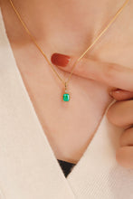 Load image into Gallery viewer, LUOWEND 18K Yellow Gold Real Natural Emerald and Diamond Gemstone Necklace for Women