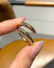 Load image into Gallery viewer, LUOWEND 18K Yellow Gold Natural Diamond Ring for Women