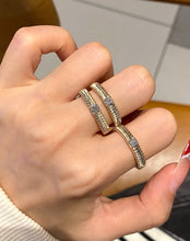 Load image into Gallery viewer, LUOWEND 18K Yellow Gold Natural Diamond Ring for Women