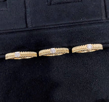 Load image into Gallery viewer, LUOWEND 18K Yellow Gold Natural Diamond Ring for Women