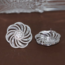 Load image into Gallery viewer, LUOWEND 18K White Gold Real Natural Diamond Stud Earrings for Women