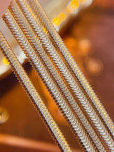 Load image into Gallery viewer, LUOWEND 18K Yellow Gold Natural Diamond Bracelet for Women