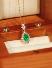 Load image into Gallery viewer, LUOWEND 18K Yellow Gold Real Natural Diamond&Emerald Necklace for Women