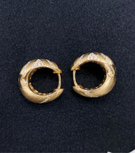 Load image into Gallery viewer, LUOWEND 18K Yellow Gold Natural Diamond Earrings for Women