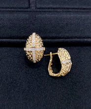 Load image into Gallery viewer, LUOWEND 18K Yellow Gold Nartural Diamond Earrings for Women