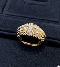 Load image into Gallery viewer, LUOWEND 18K Yellow Gold Natuiral Diamond Ring for Women