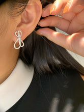 Load image into Gallery viewer, LUOWEND 18K White Gold Real Natural Diamond Earrings for Women