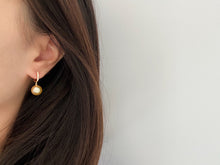 Load image into Gallery viewer, LUOWEND 18K Gold Tihiti Black Pearl or Gold Pearl Hoop Earrings for Women