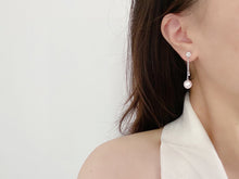 Load image into Gallery viewer, LUOWEND 18K White Gold Real Natural Diamond and Akoya Pearl Earrings for Women