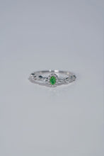 Load image into Gallery viewer, LUOWEND 18K White Gold Natural Green Diamond Ring for Women