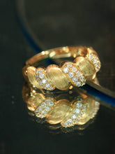Load image into Gallery viewer, LUOWEND 18K Yellow Gold Fine Jewelry Real Natural Diamond Ring for Women