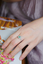 Load image into Gallery viewer, LUOWEND 18K White Gold Real Natural Green Diamond Ring for Women