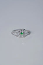 Load image into Gallery viewer, LUOWEND 18k White Gold Real Natural Green Diamond Ring for Women