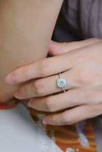 Load image into Gallery viewer, LUOWEND 18k White Gold Real Natural Green Diamond Ring for Women