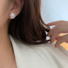 Load image into Gallery viewer, LUOWEND 18K White Gold Real Natural Diamond Earrings for Women