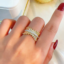 Load image into Gallery viewer, LUOWEND 18K Yellow Gold Natural Diamond Ring for Women