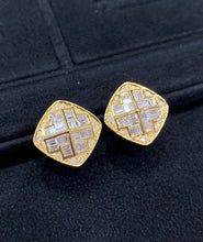 Load image into Gallery viewer, LUOWEND 18K Yellow Gold Natural Diamond Stud Earrings for Women