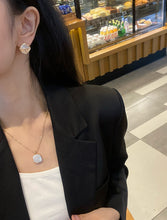 Load image into Gallery viewer, LUOWEND 18K Yellow Gold Natural Diamond Stud Earrings for Women