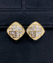 Load image into Gallery viewer, LUOWEND 18K Yellow Gold Natural Diamond Stud Earrings for Women