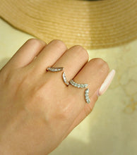 Load image into Gallery viewer, LUOWEND 18K Yellow Gold Natural Diamond Ring for Women
