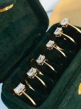 Load image into Gallery viewer, LUOWEND 18K Yellow Gold Natural Diamond Ring for Women