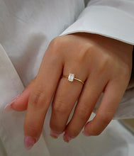 Load image into Gallery viewer, LUOWEND 18K Yellow Gold Natural Diamond Ring for Women