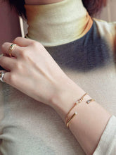 Load image into Gallery viewer, LUOWEND 18K Yellow Gold Natural Diamond Bracelet for Women