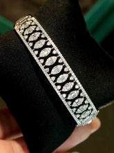 Load image into Gallery viewer, LUOWEND 18K White Gold Real Natural Diamond Bangle for Women