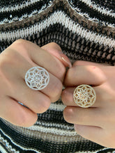 Load image into Gallery viewer, LUOWEND 18K White/Yellow Gold Natural Diamond Ring for Women