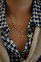 Load image into Gallery viewer, LUOWEND 18K Yellow Gold Real Natural Diamond Pendant Necklace for Women