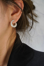 Load image into Gallery viewer, LUOWEND 18K White Gold Real Natural Diamond Stud Earrings for Women