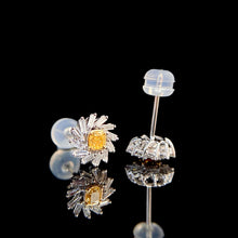 Load image into Gallery viewer, LUOWEND 18K White Gold Natural Yellow Diamond Earrings for Women