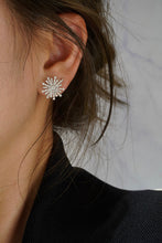 Load image into Gallery viewer, LUOWEND 18K White Gold Real Natural Diamond Earrings for Women