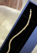 Load image into Gallery viewer, LUOWEND 18K Yellow Gold Real Natural Diamond Bracelet for Women