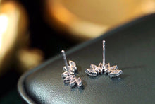 Load image into Gallery viewer, LUOWEND 18K White Gold Real Natural Diamond Stud Earrings for Women