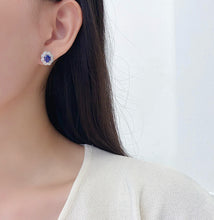 Load image into Gallery viewer, LUOWEND 18K White Gold Natural Diamond and Sapphire Earrings for Women