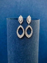 Load image into Gallery viewer, LUOWEND 18K White Gold Natural Diamond Stud Earrings for Women