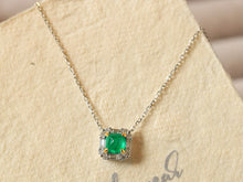Load image into Gallery viewer, LUOWEND 18K White Gold Natural Emerald Necklace for Women
