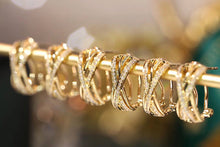 Load image into Gallery viewer, LUOWEND 18K Yellow Gold Real Natural Diamond Hoop Earrings for Women