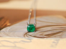 Load image into Gallery viewer, LUOWEND 18K White Gold Natural Emerald Necklace for Women